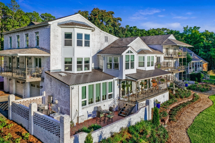 Jubilee Suites on Mobile Bay in Fairhope, AL