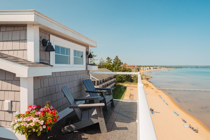 Rooftop restaurant and deck overlooking East Bay
