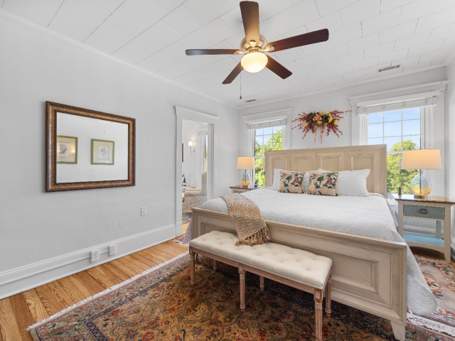 White King Suite