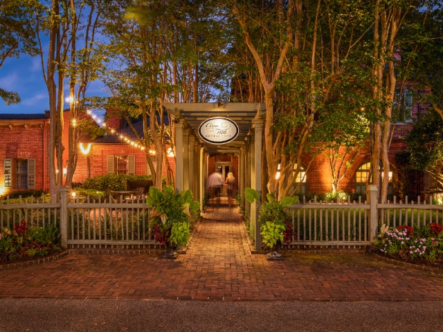 Circa 1886 Restaurant