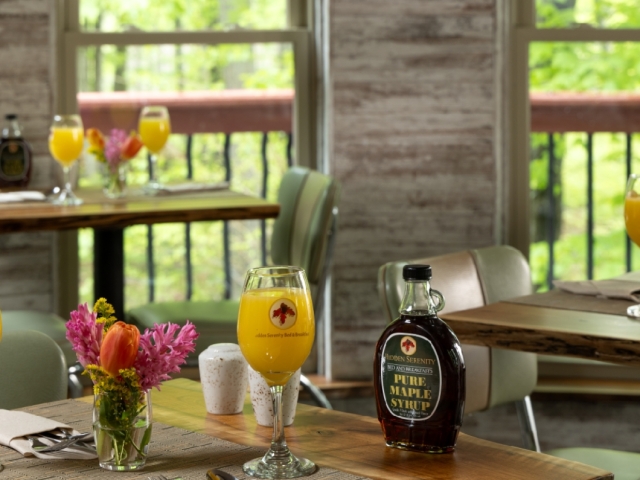 Breakfast room at the inn