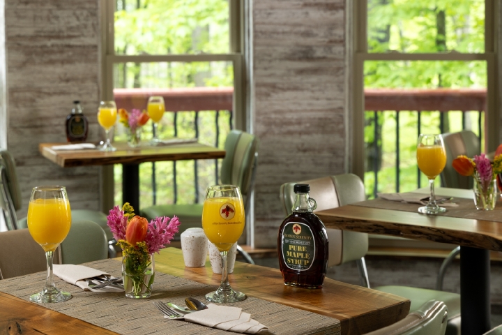 Breakfast room at the inn