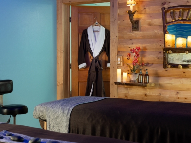 Massage room at the inn