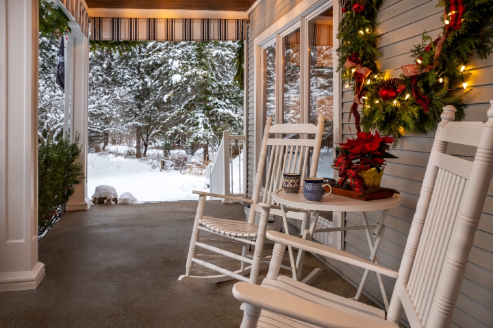 Front Porch | Winter Vibes