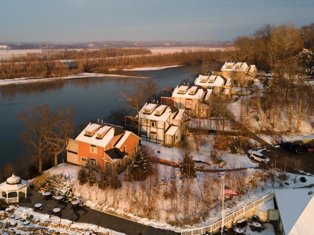 River Bluff Cottages