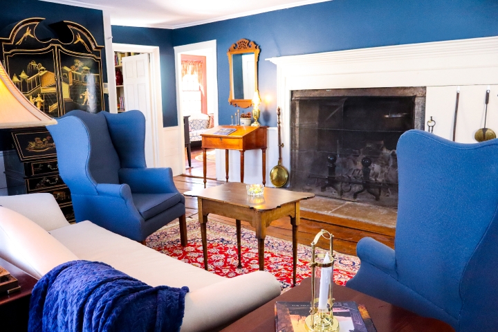 1807 Living Room