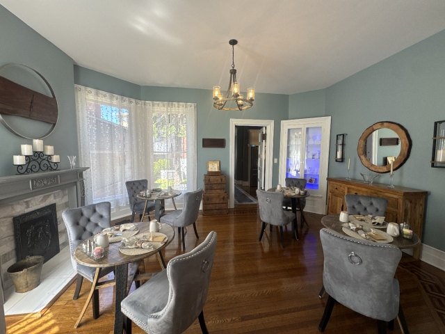 Dining room entry