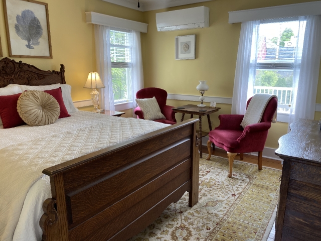 First Mate bed