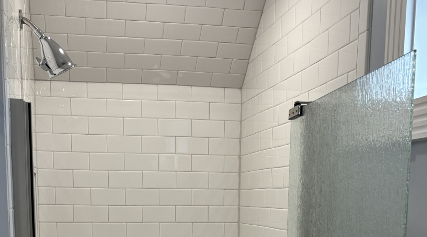 Crows Nest shower