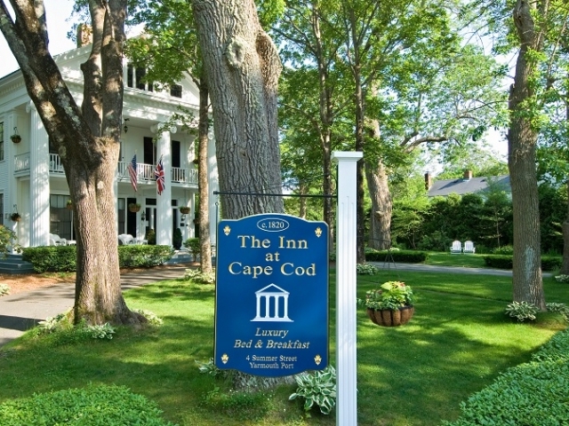 The Inn at Cape Cod sign