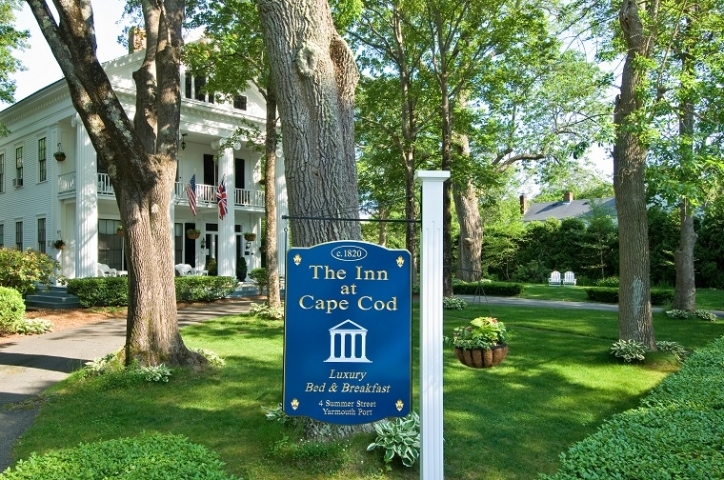 The Inn at Cape Cod sign