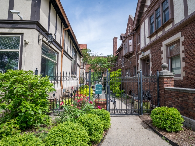Private Courtyard