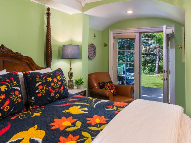 Terrace Interior Suite Summer