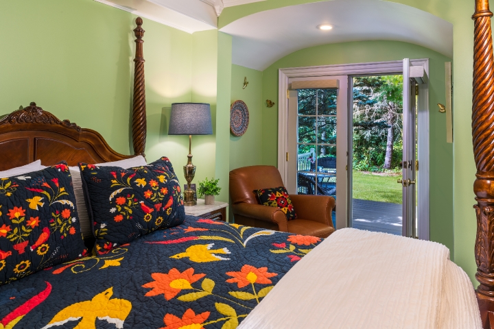 Terrace Interior Suite Summer