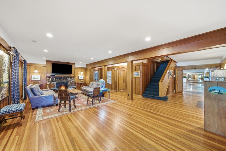 The Lobby at The Leland Lodge