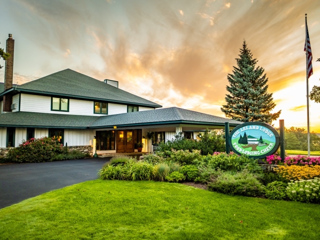 The Leland Lodge Main Entrance