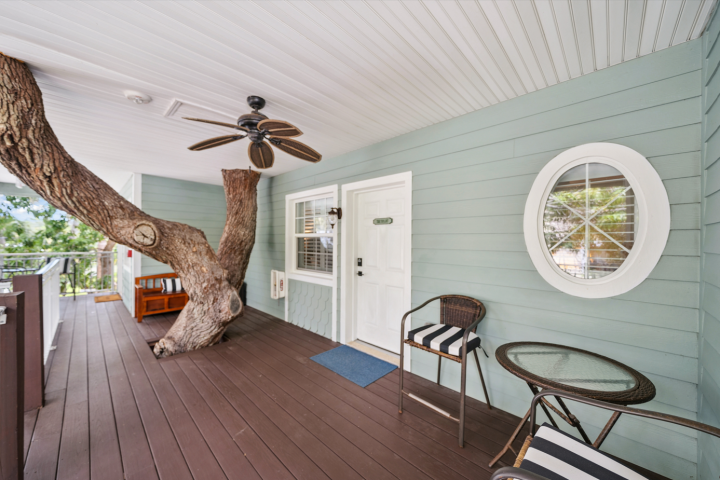 Treetop Loft