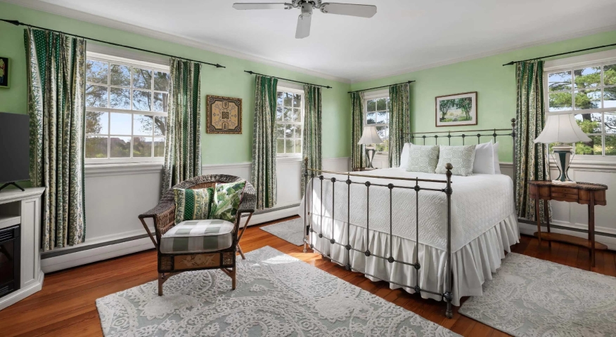Marie Antoinette Room